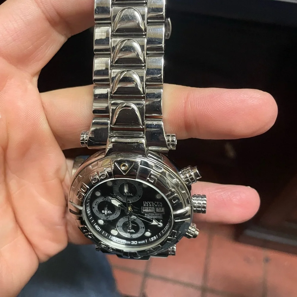 Invicta - Picture 4 of 5